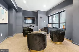 1425 Locust St, Philadelphia, PA 19102 - Photo 24