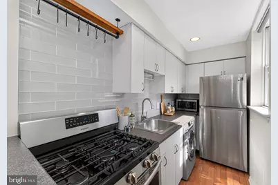 1828 Green Street #3R, Philadelphia, PA 19130 - Photo 10