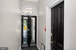1828 Green St, Philadelphia, PA 19130 - Photo 4