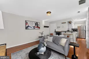 1828 Green St, Philadelphia, PA 19130 - Photo 6