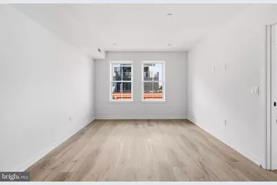 209 New Street #4B, Philadelphia, PA 19106 - Photo 4