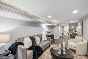 1020 S 24th St, Philadelphia, PA 19146 - Photo 36