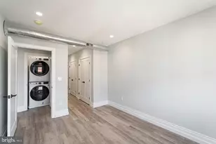 526 Brown St, Philadelphia, PA 19123 - Photo 10