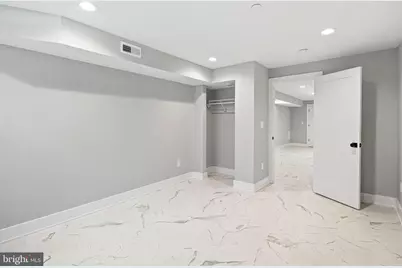 2053 E Cumberland Street, Philadelphia, PA 19125 - Photo 12