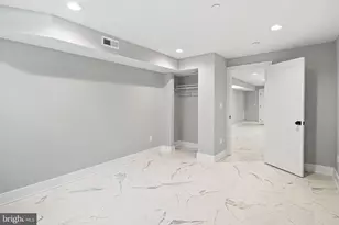 2053 E Cumberland St, Philadelphia, PA 19125 - Photo 12