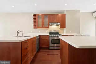 2320 Lombard St, Philadelphia, PA 19146 - Photo 8