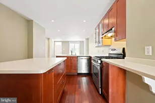 2320 Lombard St, Philadelphia, PA 19146 - Photo 10
