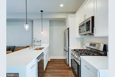 1118 E Dunton Street, Philadelphia, PA 19123 - Photo 4