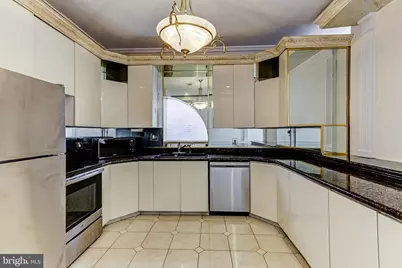 1825 S Broad Street #2, Philadelphia, PA 19148 - Photo 4