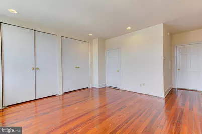 1825 S Broad Street #2, Philadelphia, PA 19148 - Photo 16