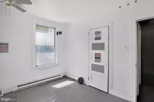 5709 Weymouth St, Philadelphia, PA 19120 - Photo 18