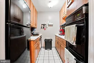 6901 Valley Ave, Philadelphia, PA 19128 - Photo 10
