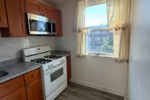 4245 Glendale St, Philadelphia, PA 19124 - Photo 4