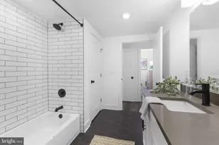 7037 Ridge Ave, Philadelphia, PA 19128 - Photo 18