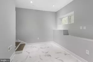 1526 Ridge Ave, Philadelphia, PA 19130 - Photo 18