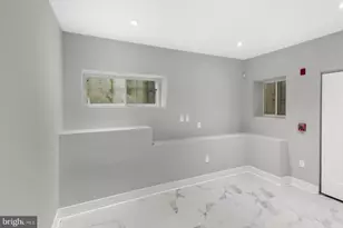1526 Ridge Ave, Philadelphia, PA 19130 - Photo 14