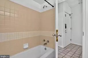 244 N 3rd St, Philadelphia, PA 19106 - Photo 24