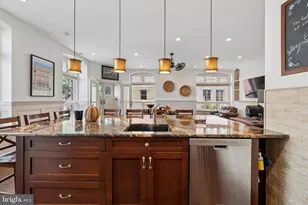 727 S 7th St, Philadelphia, PA 19147 - Photo 12