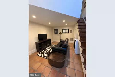 1713 Green Street #1, Philadelphia, PA 19130 - Photo 4