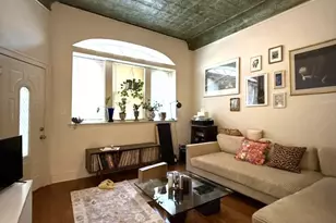 741 S 3rd St, Philadelphia, PA 19147 - Photo 2
