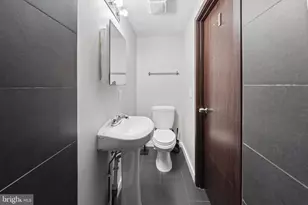 1702 N 18th St, Philadelphia, PA 19121 - Photo 26