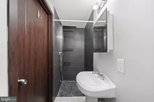 1704 N 18th St, Philadelphia, PA 19121 - Photo 26