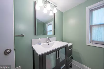 1916 S Alder, Philadelphia, PA 19148 - Photo 28