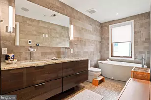 308 N 2nd St, Philadelphia, PA 19106 - Photo 18