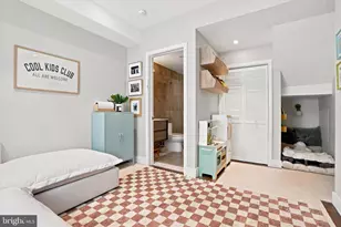 308 N 2nd St, Philadelphia, PA 19106 - Photo 32