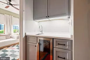 308 N 2nd St, Philadelphia, PA 19106 - Photo 30