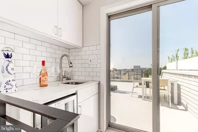 1733 Carpenter Street #D, Philadelphia, PA 19146 - Photo 30