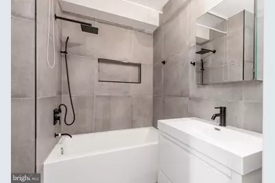 1733 Carpenter Street #D, Philadelphia, PA 19146 - Photo 26