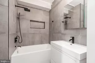 1733 Carpenter St, Philadelphia, PA 19146 - Photo 26