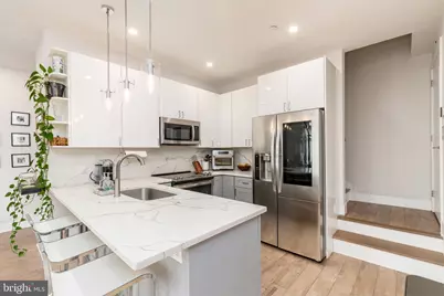 1733 Carpenter Street #D, Philadelphia, PA 19146 - Photo 10