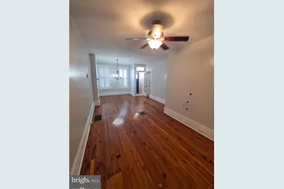 878 N Taylor Street, Philadelphia, PA 19130 - Photo 2
