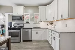 7412 Claridge St, Philadelphia, PA 19111 - Photo 8