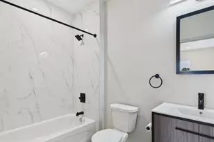 2328 N 2nd St, Philadelphia, PA 19133 - Photo 10