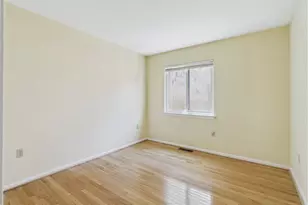 2036 Appletree St, Philadelphia, PA 19103 - Photo 22