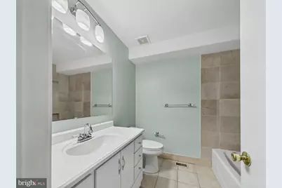 2036 Appletree Street, Philadelphia, PA 19103 - Photo 26