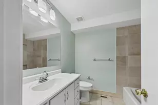2036 Appletree St, Philadelphia, PA 19103 - Photo 26