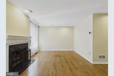 2036 Appletree Street, Philadelphia, PA 19103 - Photo 14