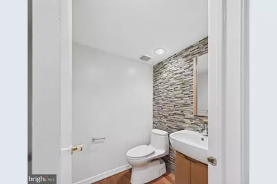 2036 Appletree Street, Philadelphia, PA 19103 - Photo 6