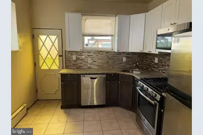 2425 S Rosewood Street, Philadelphia, PA 19145 - Photo 6