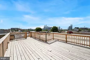 647 N 33rd St, Philadelphia, PA 19104 - Photo 12