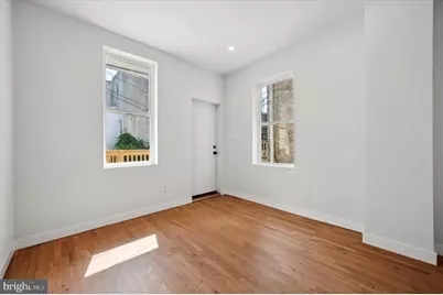 647 N 33rd Street, Philadelphia, PA 19104 - Photo 4