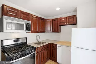 1717 Webster St, Philadelphia, PA 19146 - Photo 4