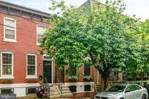 2226 St Albans St, Philadelphia, PA 19146 - Photo 2
