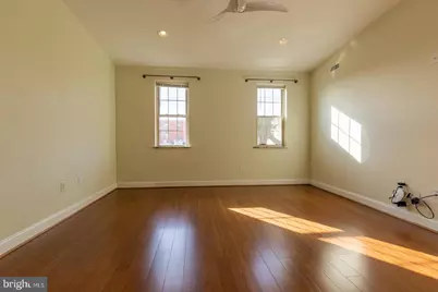 235 W Jefferson Street, Philadelphia, PA 19122 - Photo 12