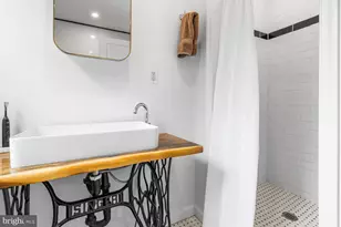 7236 Sprague St, Philadelphia, PA 19119 - Photo 18