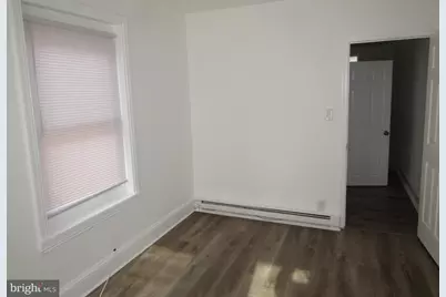 2522 W Montgomery Avenue, Philadelphia, PA 19121 - Photo 4